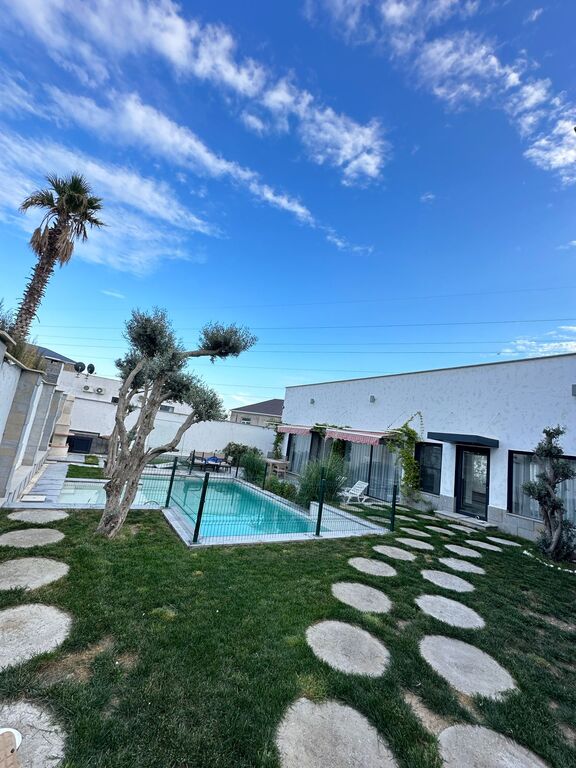 Satılır 5 otaqlı həyət evi/bağ evi 300 m² — Ev, villa, Bakı (10)