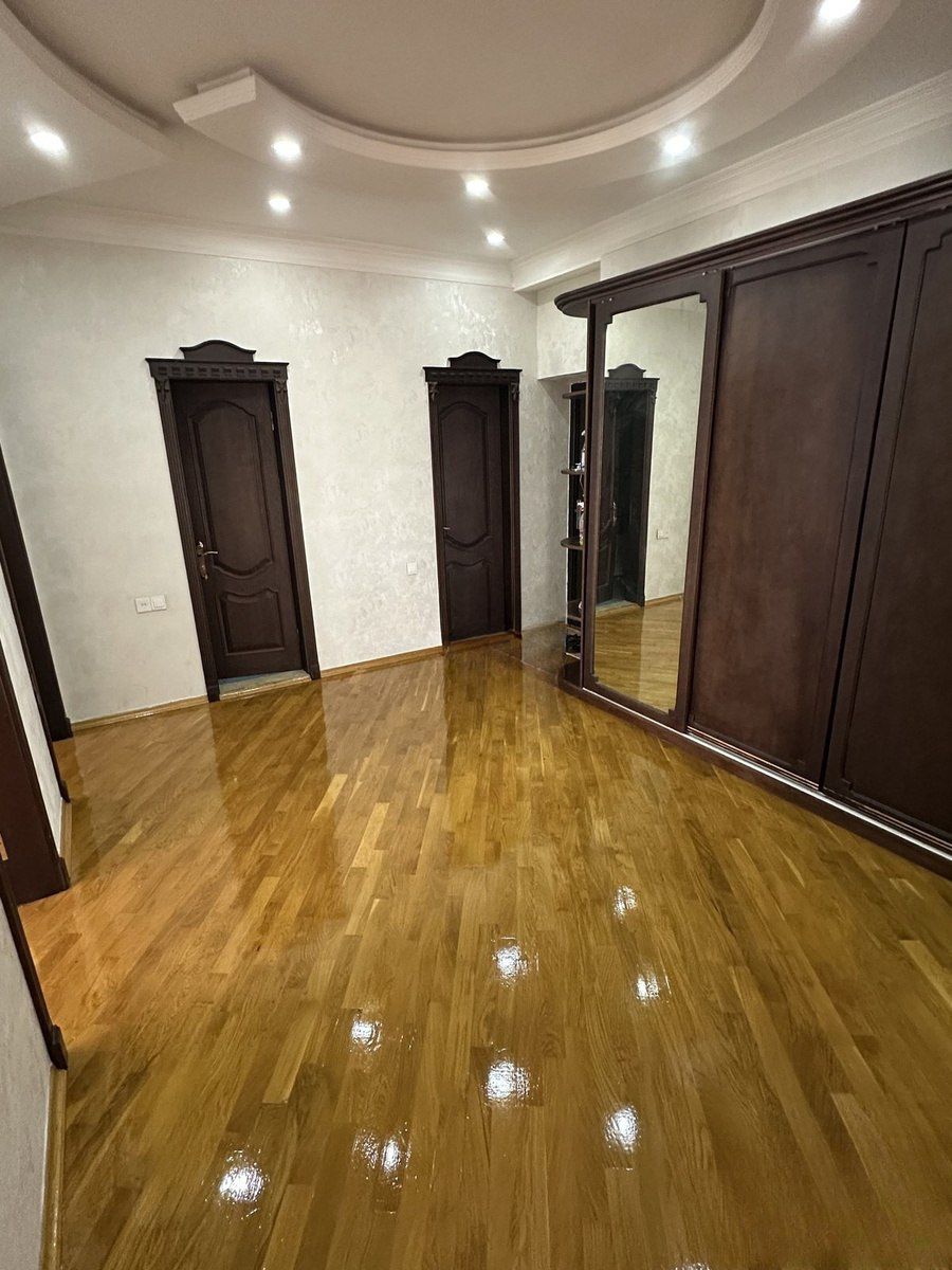 Satılır 3 otaqlı yeni tikili 160 m² — Mənzil, Bakı (4)