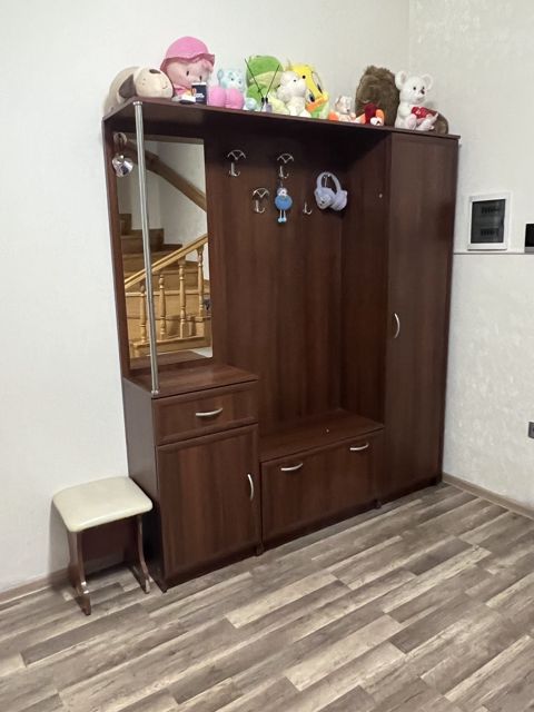 Dəhliz dolabı — Qax