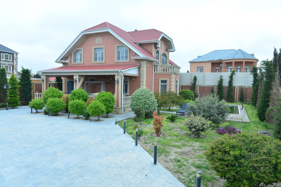 Satılır 6 otaqlı həyət evi/bağ evi 350 m² — Ev, villa, Bakı (2)