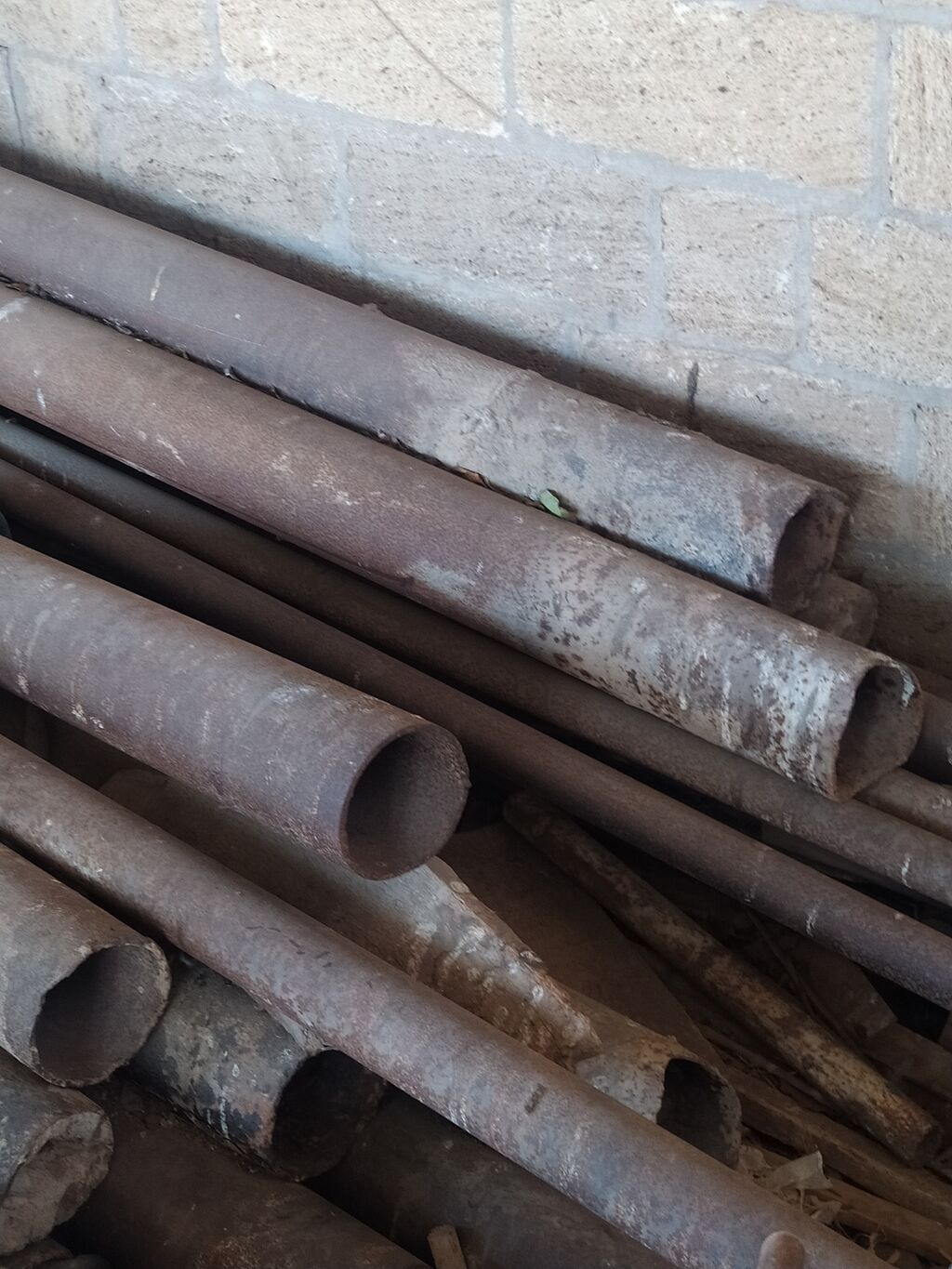 Məhsul: Metal borular (polad) Təsvir: - Müxtəlif uzunluq və — Təmir və inşaat, Pirəkəşkül (2)