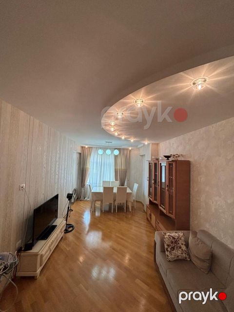 İcarəyə verilir 2 otaqlı yeni tikili 60 m²