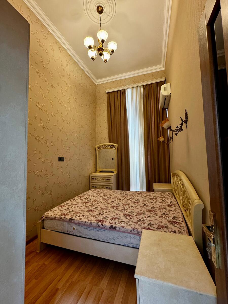 İcarəyə verilir 2 otaqlı köhnə tikili 70 m² — Mənzil, Bakı (7)