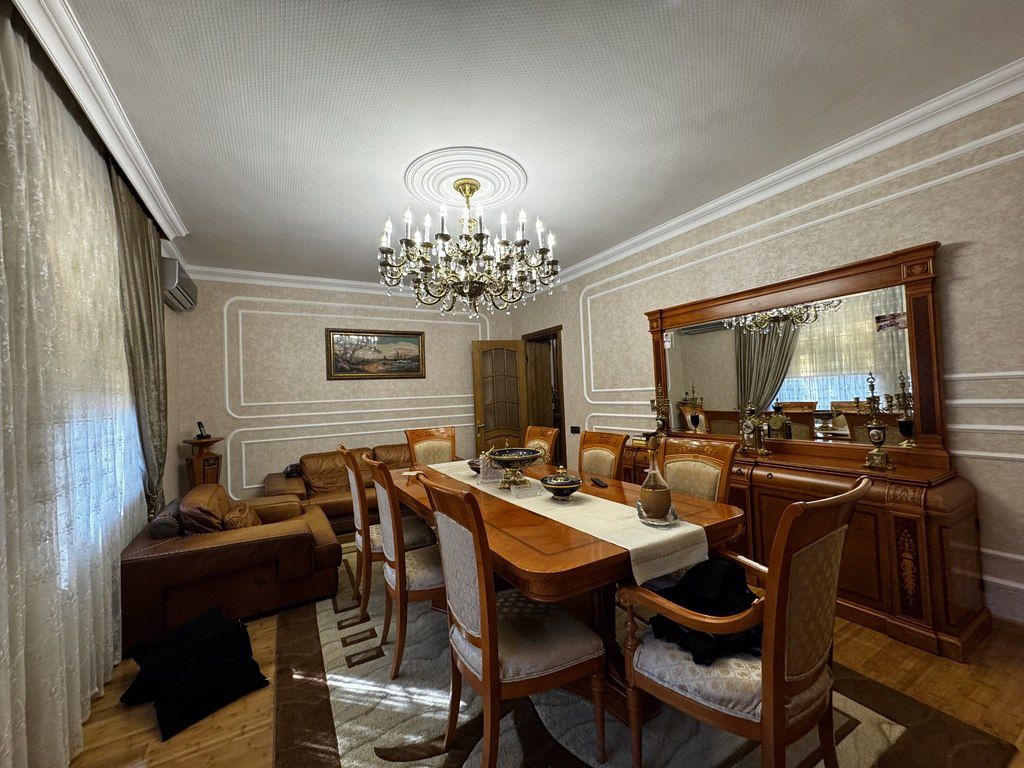 Satılır 6 otaqlı həyət evi/bağ evi 250 m² — Ev, villa, Bakı (10)
