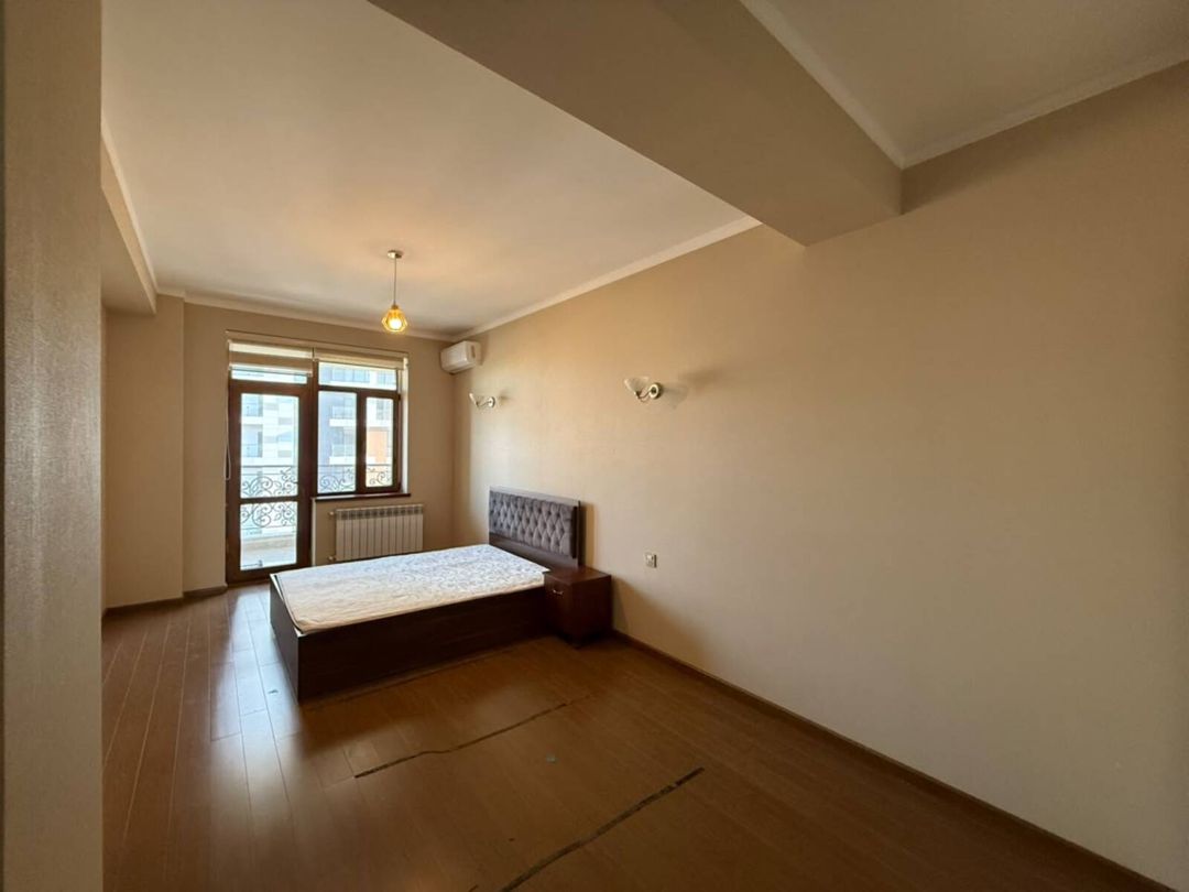 İcarəyə verilir 3 otaqlı yeni tikili 145 m² — Mənzil, Bakı (7)