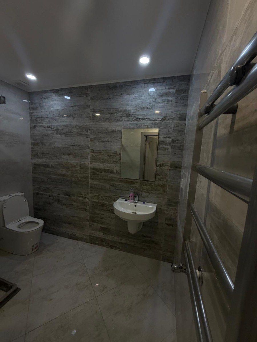 İcarəyə verilir 2 otaqlı yeni tikili 80 m² — Mənzil, Bakı (6)
