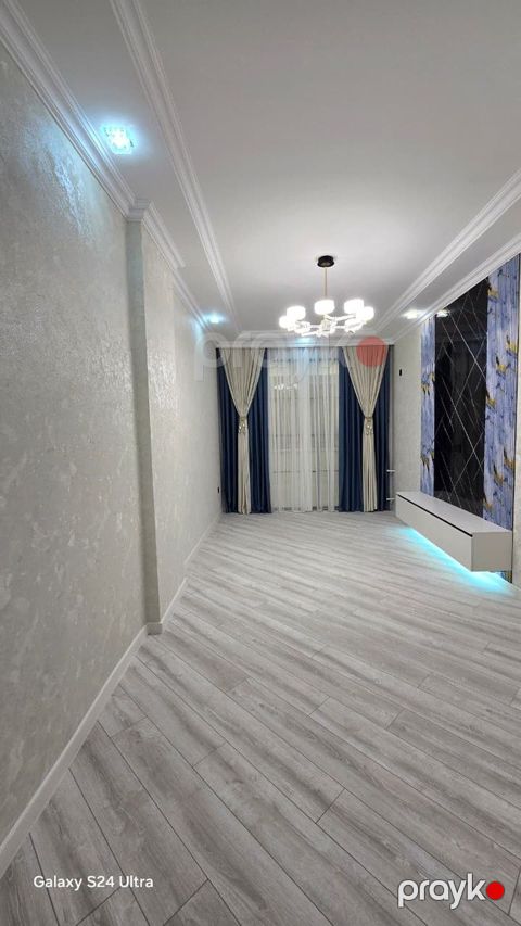 Satılır 3 otaqlı yeni tikili 85 m²