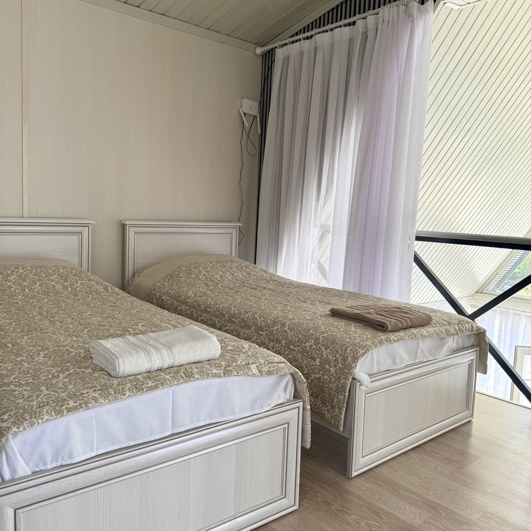 İcarəyə verilir 4 otaqlı həyət evi/bağ evi 75 m² — Ev, villa, Quba (10)
