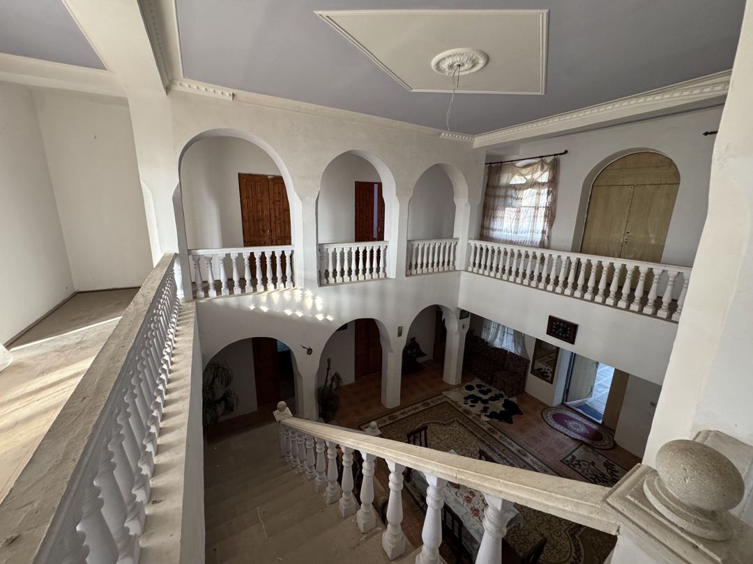 Satılır 8 otaqlı həyət evi/bağ evi 500 m² — Ev, villa, Bakı (4)