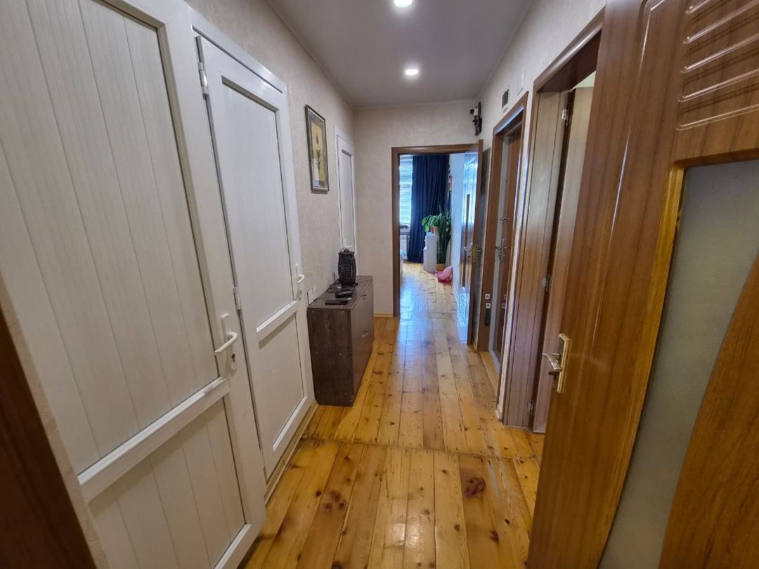 Satılır 2 otaqlı köhnə tikili 60 m² — Mənzil, Bakı (9)