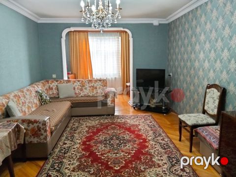 Satılır 3 otaqlı köhnə tikili 80 m² — Bakı