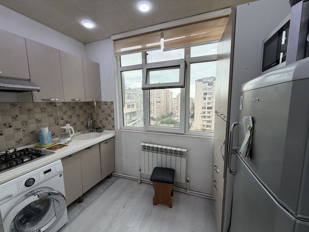 Satılır 2 otaqlı köhnə tikili 50 m² — Mənzil, Bakı (7)