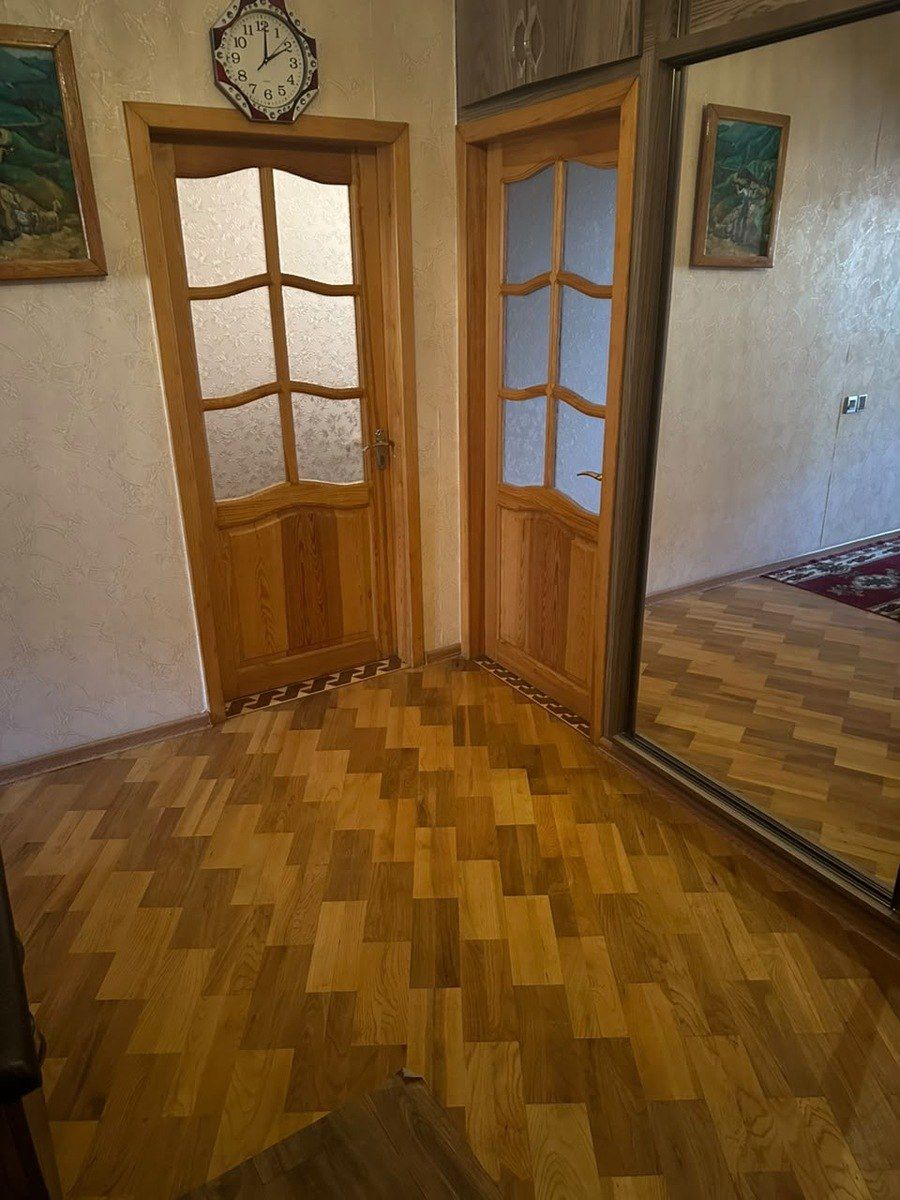 Satılır 4 otaqlı köhnə tikili 100 m² — Mənzil, Bakı (7)
