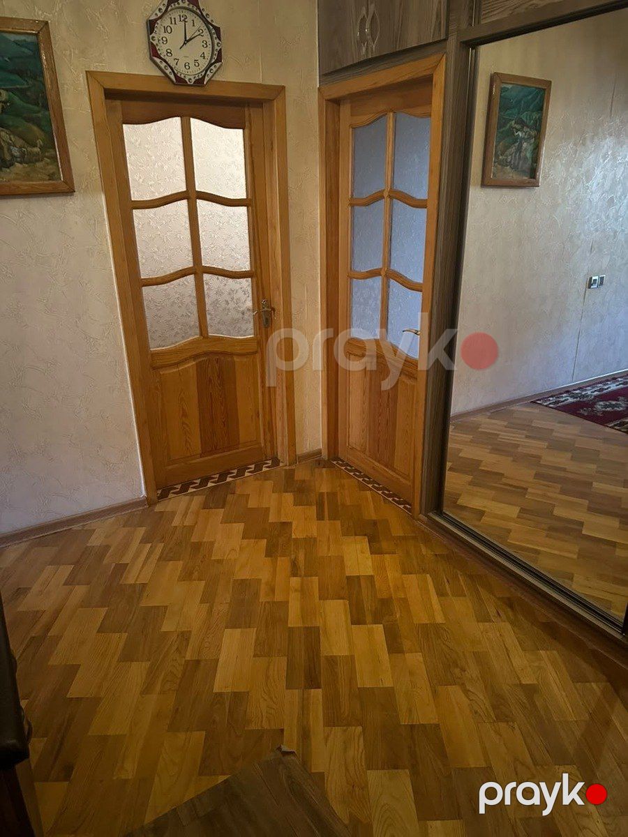 Satılır 4 otaqlı köhnə tikili 100 m² — Mənzil, Bakı (7)