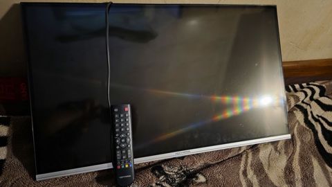 Hoffmann LED televizor, pultu ilə Xüsusiyyətlər: - Ekran diaqonalı — Digah