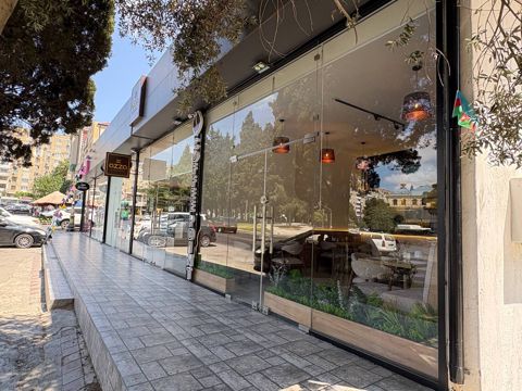 Satılır obyekt 225 m² — Bakı