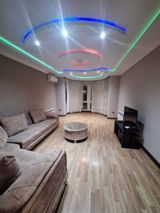 Satılır 3 otaqlı yeni tikili 99 m² — Emlakci