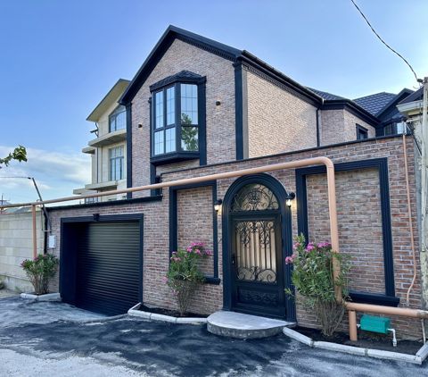 Satılır 5 otaqlı həyət evi/bağ evi 250 m² — Bakı
