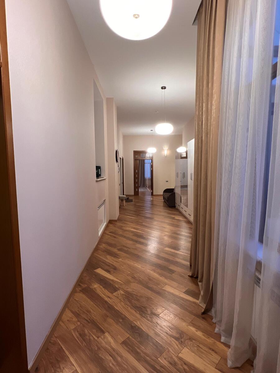 İcarəyə verilir 5 otaqlı köhnə tikili 260 m² — Mənzil, Bakı (10)