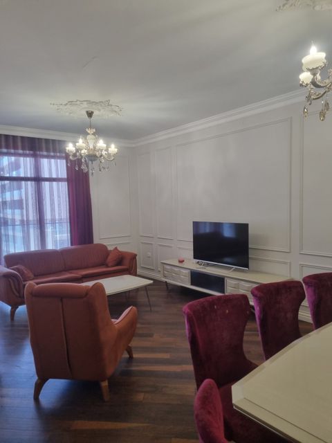 İcarəyə verilir 3 otaqlı yeni tikili 148 m² — Bakı