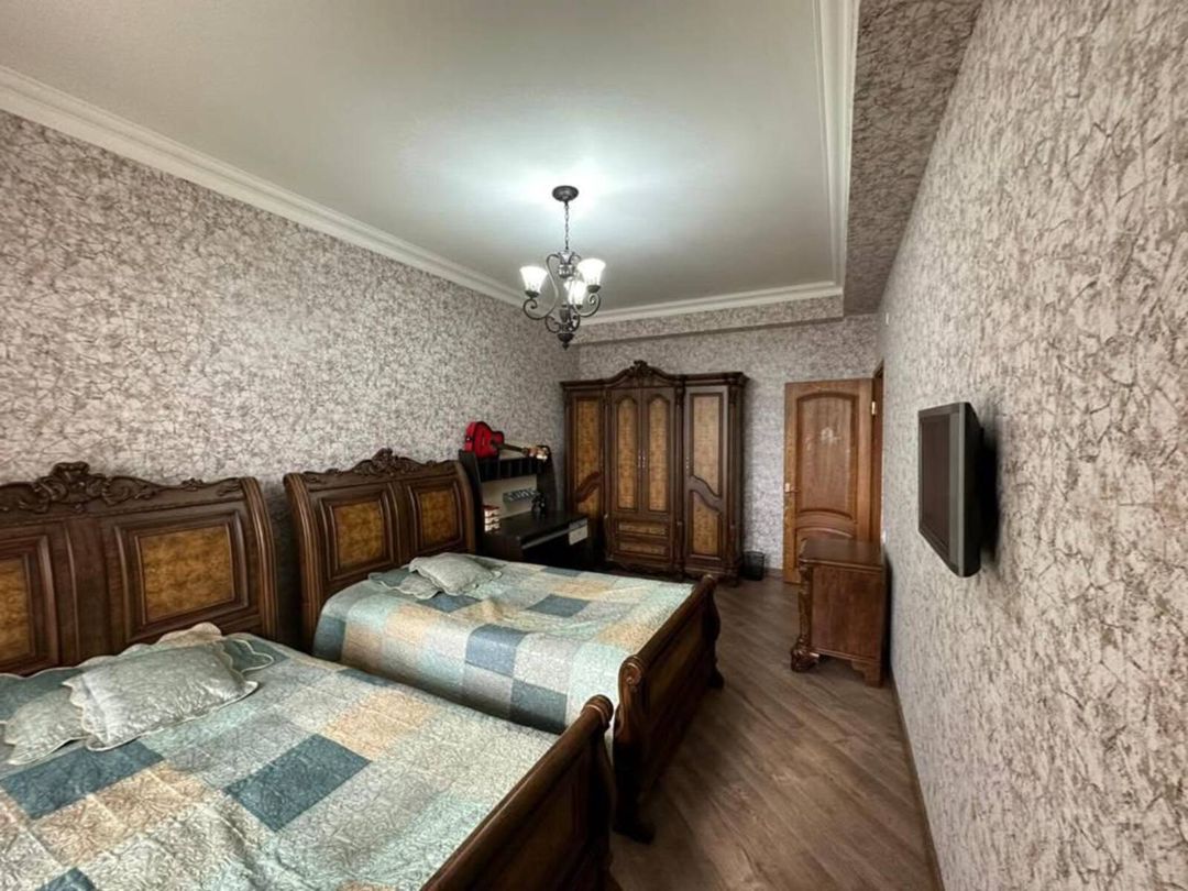 İcarəyə verilir 4 otaqlı yeni tikili 227 m² — Mənzil, Bakı (2)