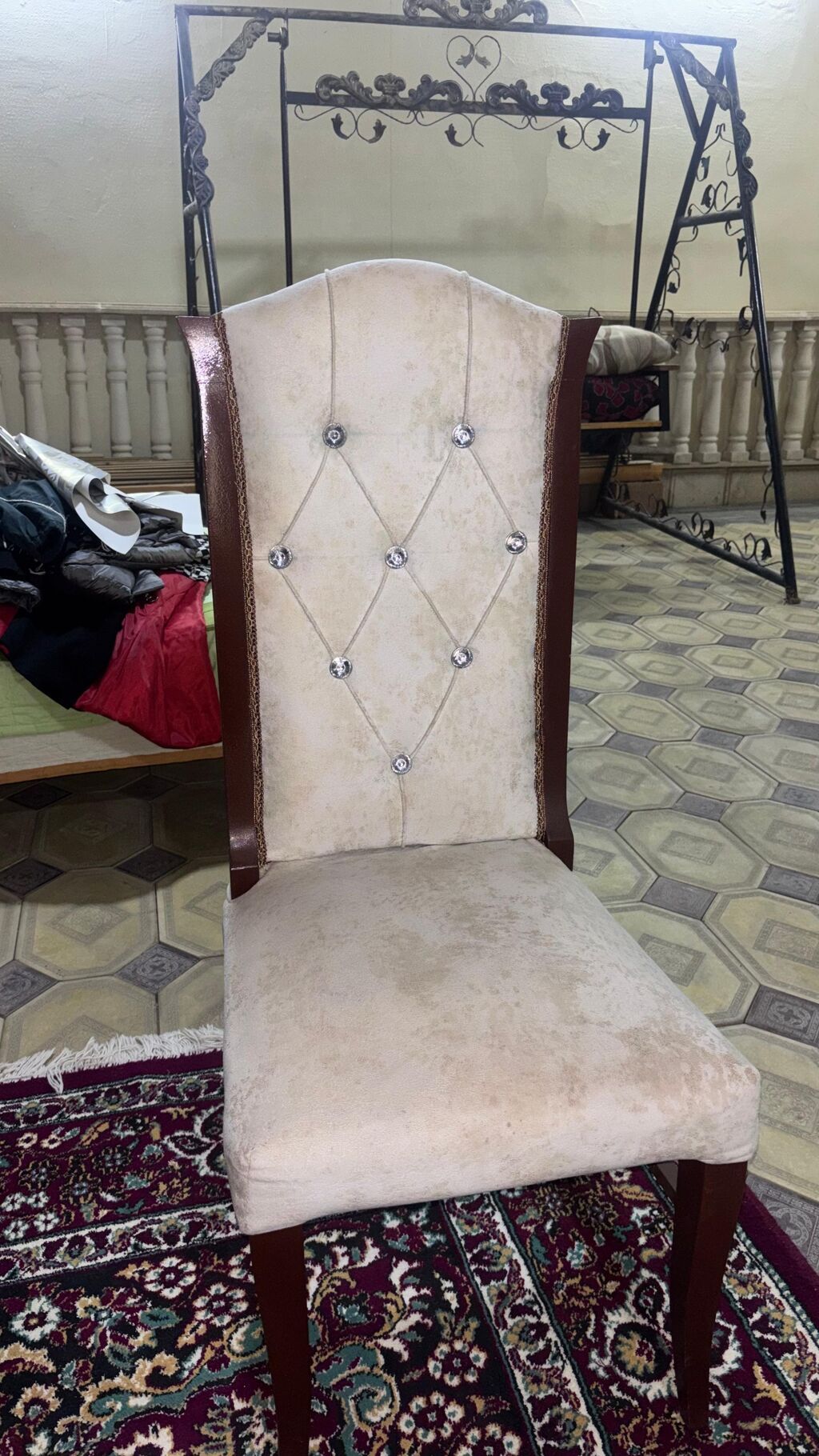 6 denedir tek-tekde satilir yaxsi vezyetde materiali leke goturmeyen — Kreslolar, Bakı (2)