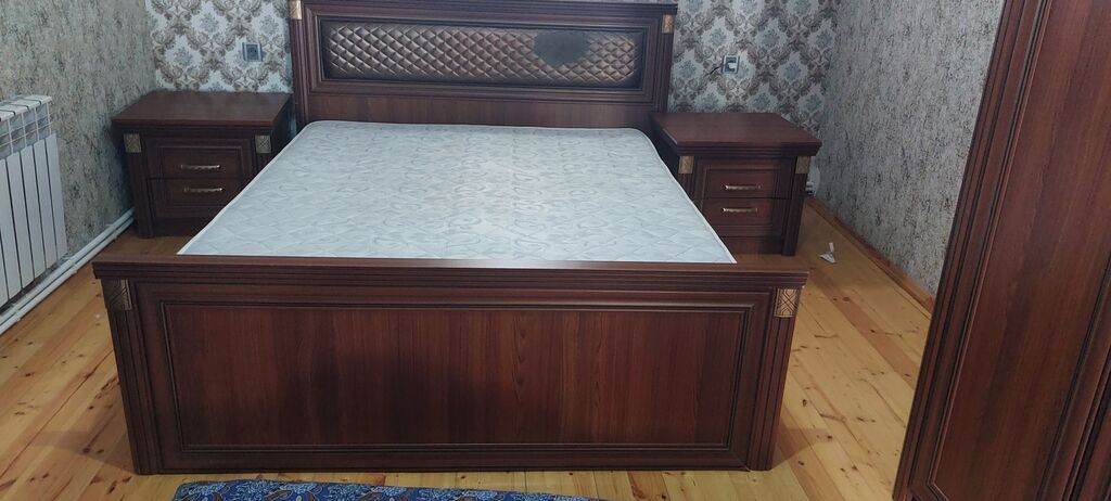 Klassik üslubda massiv ağac teksturasına malik yataq otağı mebeli — Mebel, Bakı (4)