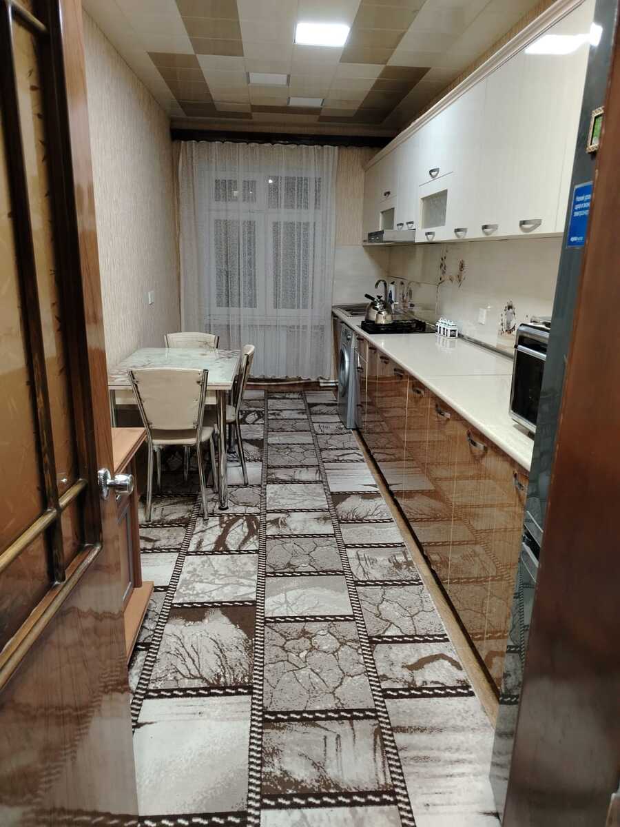Satılır 4 otaqlı köhnə tikili 80 m² — Mənzil, Bakı (6)