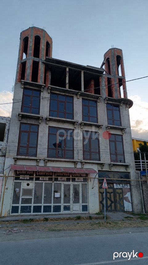 Satılır obyekt 1200 m²