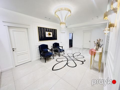 Satılır 4 otaqlı yeni tikili 210 m²