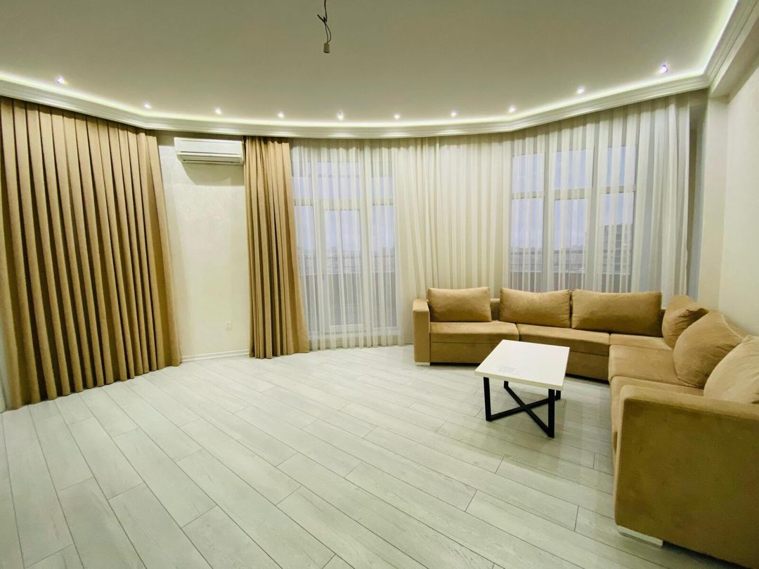 Satılır 3 otaqlı yeni tikili 130 m² — Mənzil, Bakı (3)