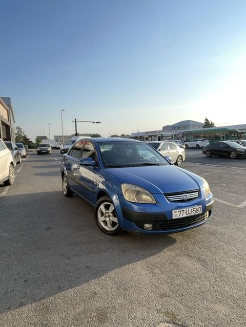 Kia Rio: 1.6 l 2007 il Sedan — Bakı