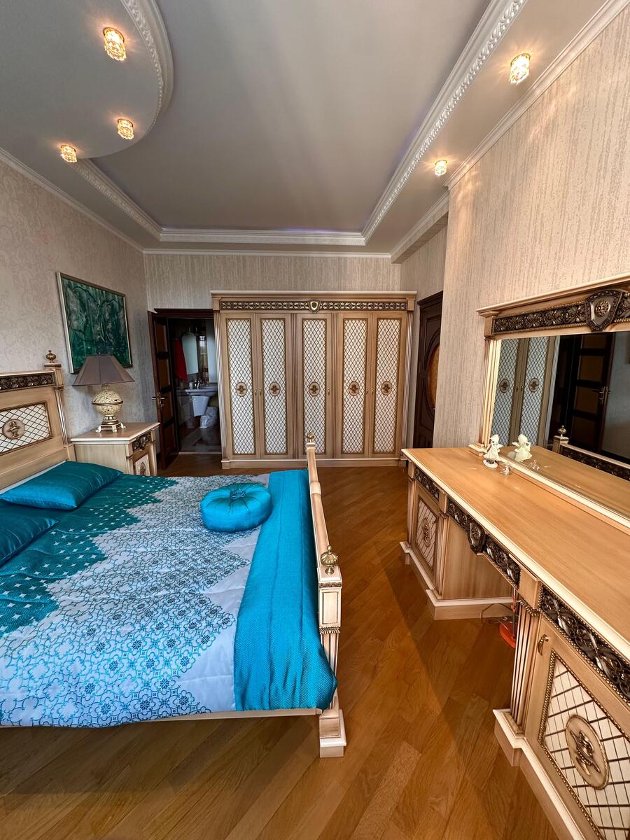 Satılır 4 otaqlı yeni tikili 170 m² — Mənzil, Bakı (8)
