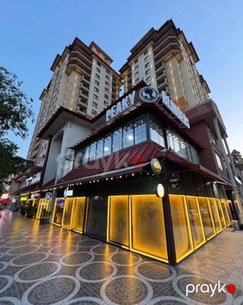 Satılır 3 otaqlı yeni tikili 135 m²