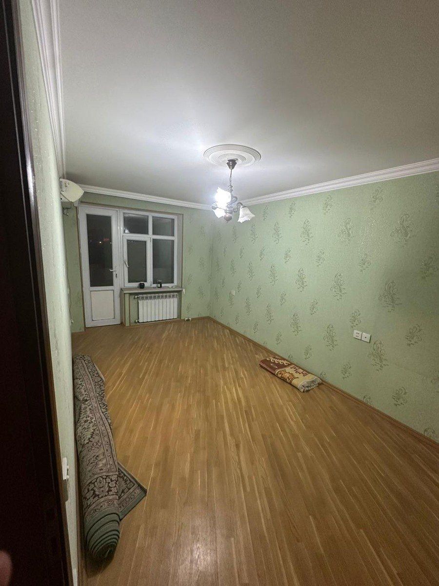 Satılır 4 otaqlı köhnə tikili 90 m² — Mənzil, Bakı (2)