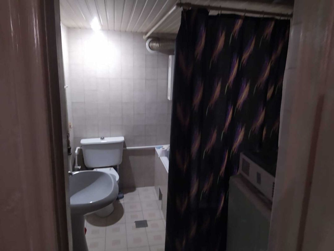Satılır 1 otaqlı köhnə tikili 45 m² — Mənzil, Bakı (4)