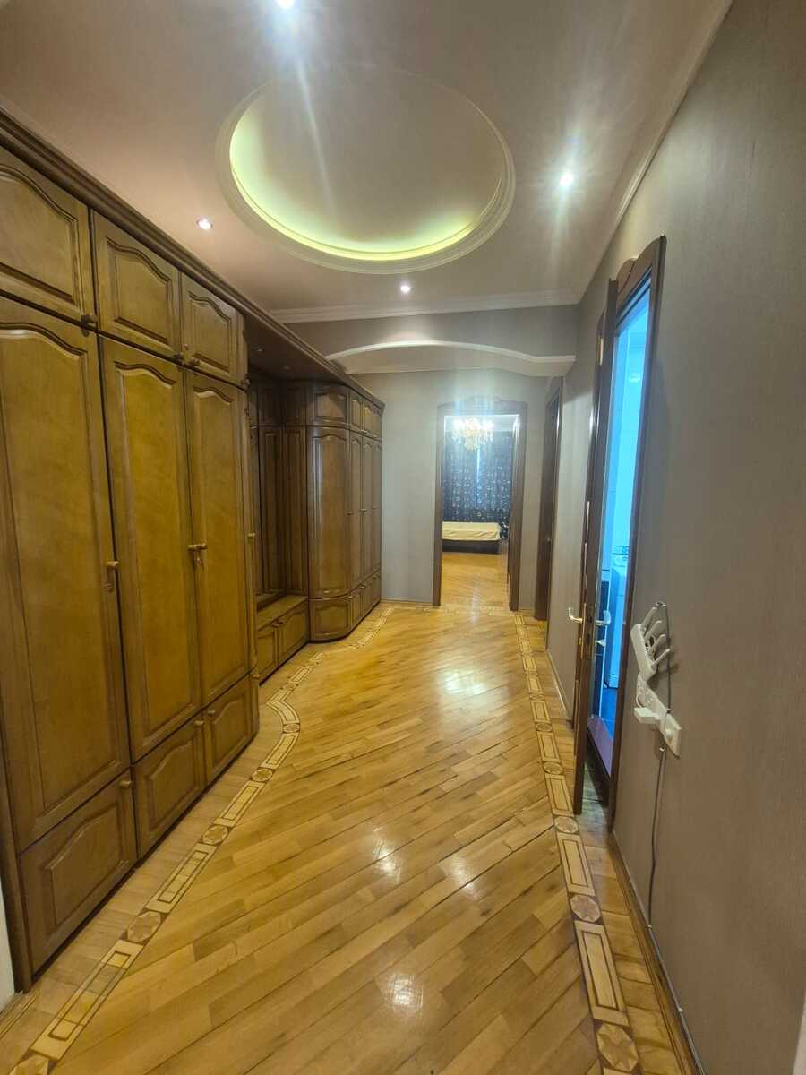 İcarəyə verilir 3 otaqlı yeni tikili 145 m² — Mənzil, Bakı (11)