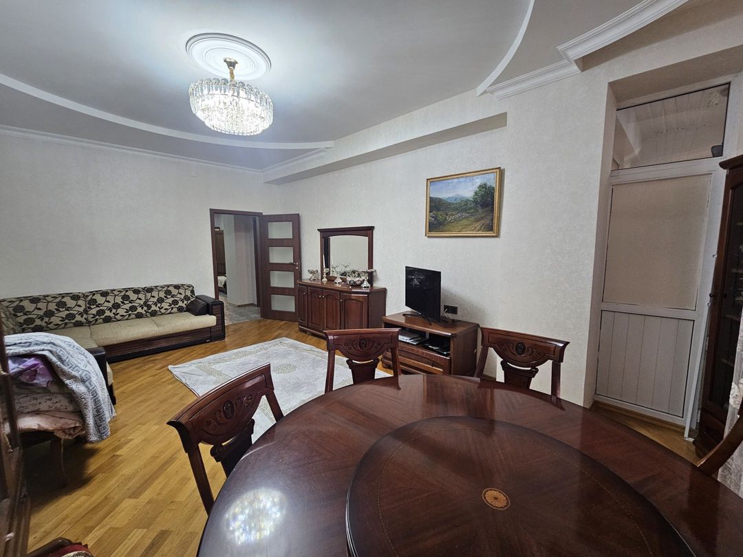 Satılır 3 otaqlı yeni tikili 130 m² — Mənzil, Bakı (2)