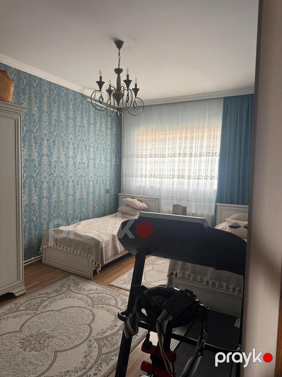 Satılır 4 otaqlı köhnə tikili 110 m² — Mənzil, Bakı (3)