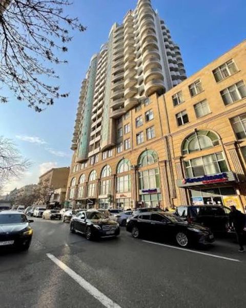 İcarəyə verilir 4 otaqlı ofis 160 m² — Bakı