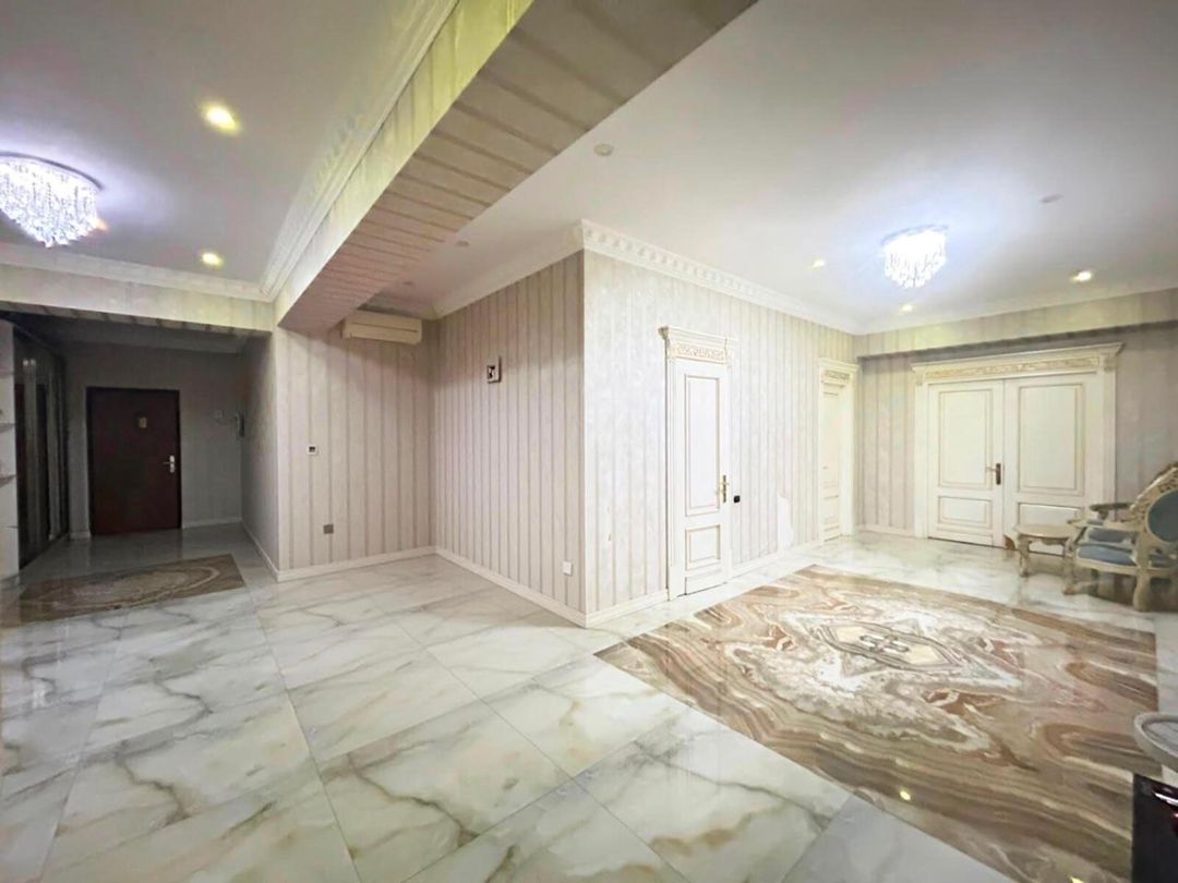 Satılır 5 otaqlı yeni tikili 210 m² — Mənzil, Bakı (4)