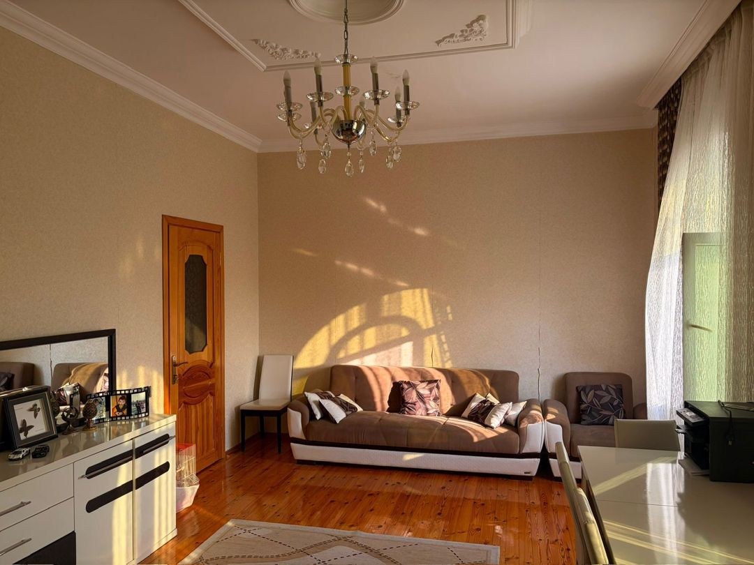 Satılır 7 otaqlı həyət evi/bağ evi 273 m² — Ev, villa, Bakı (11)