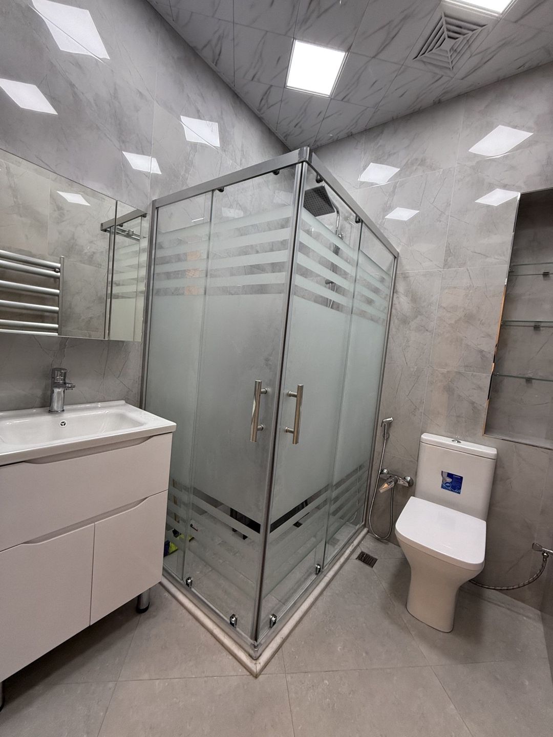 İcarəyə verilir 2 otaqlı yeni tikili 72 m² — Mənzil, Bakı (11)