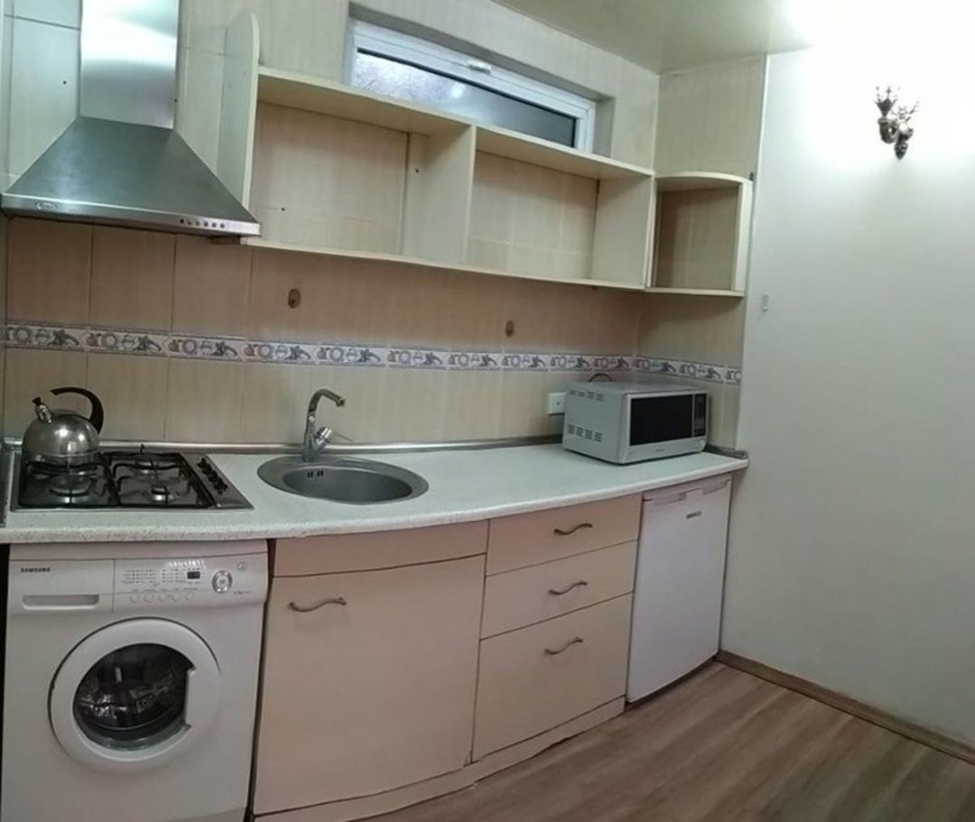 İcarəyə verilir 2 otaqlı köhnə tikili 65 m² — Mənzil, Bakı (9)