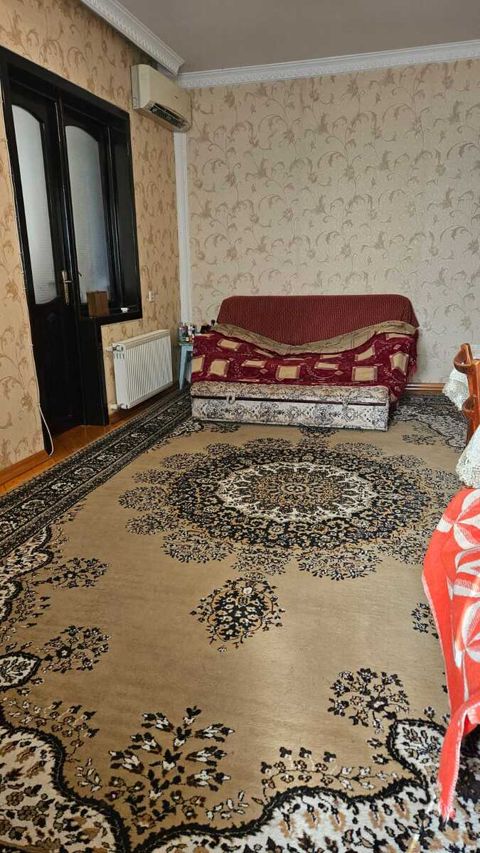 İcarəyə verilir 2 otaqlı köhnə tikili 60 m² — Bakı