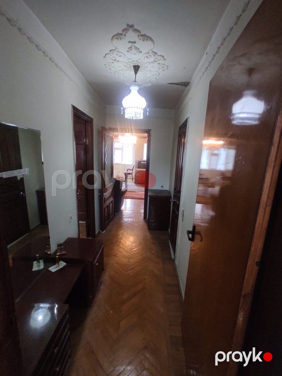 Satılır 4 otaqlı köhnə tikili 110 m² — Mənzil, Bakı (12)