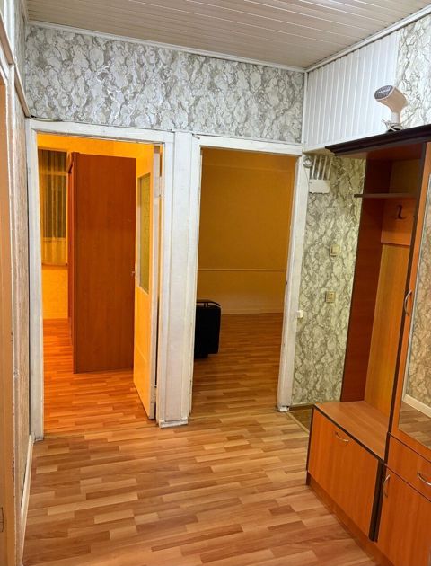 İcarəyə verilir 3 otaqlı köhnə tikili 95 m² — Bakı