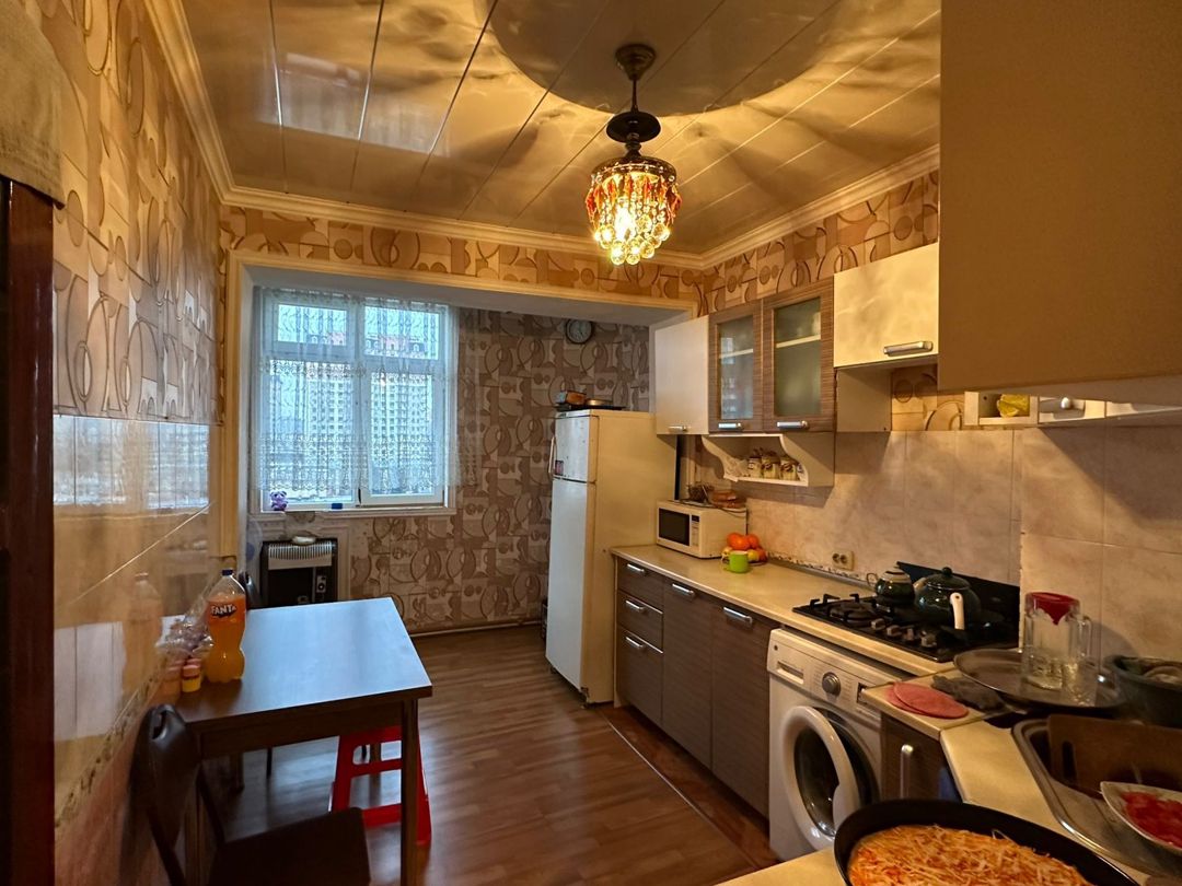 Satılır 3 otaqlı köhnə tikili 100 m² — Mənzil, Bakı (7)