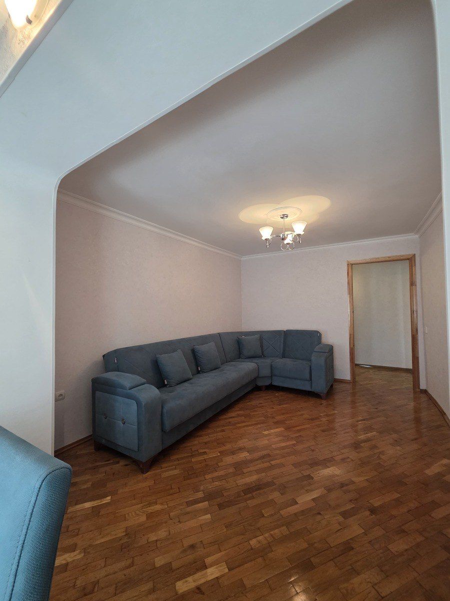 Satılır 2 otaqlı köhnə tikili 55 m² — Mənzil, Bakı (3)