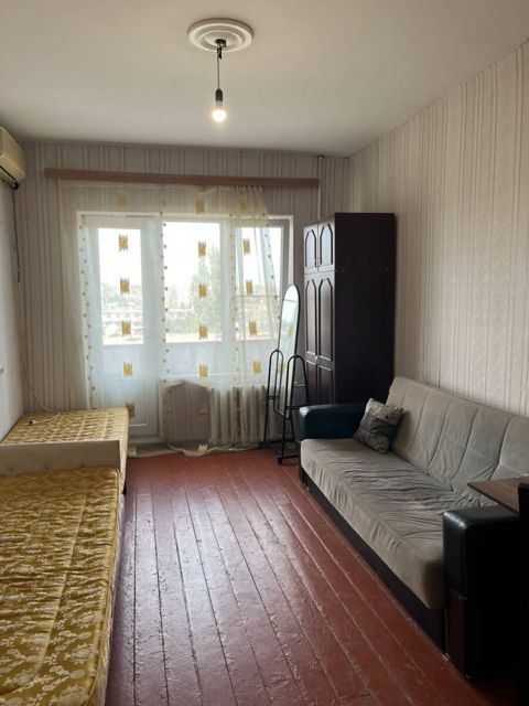 Satılır 1 otaqlı köhnə tikili 45 m² — Bakı